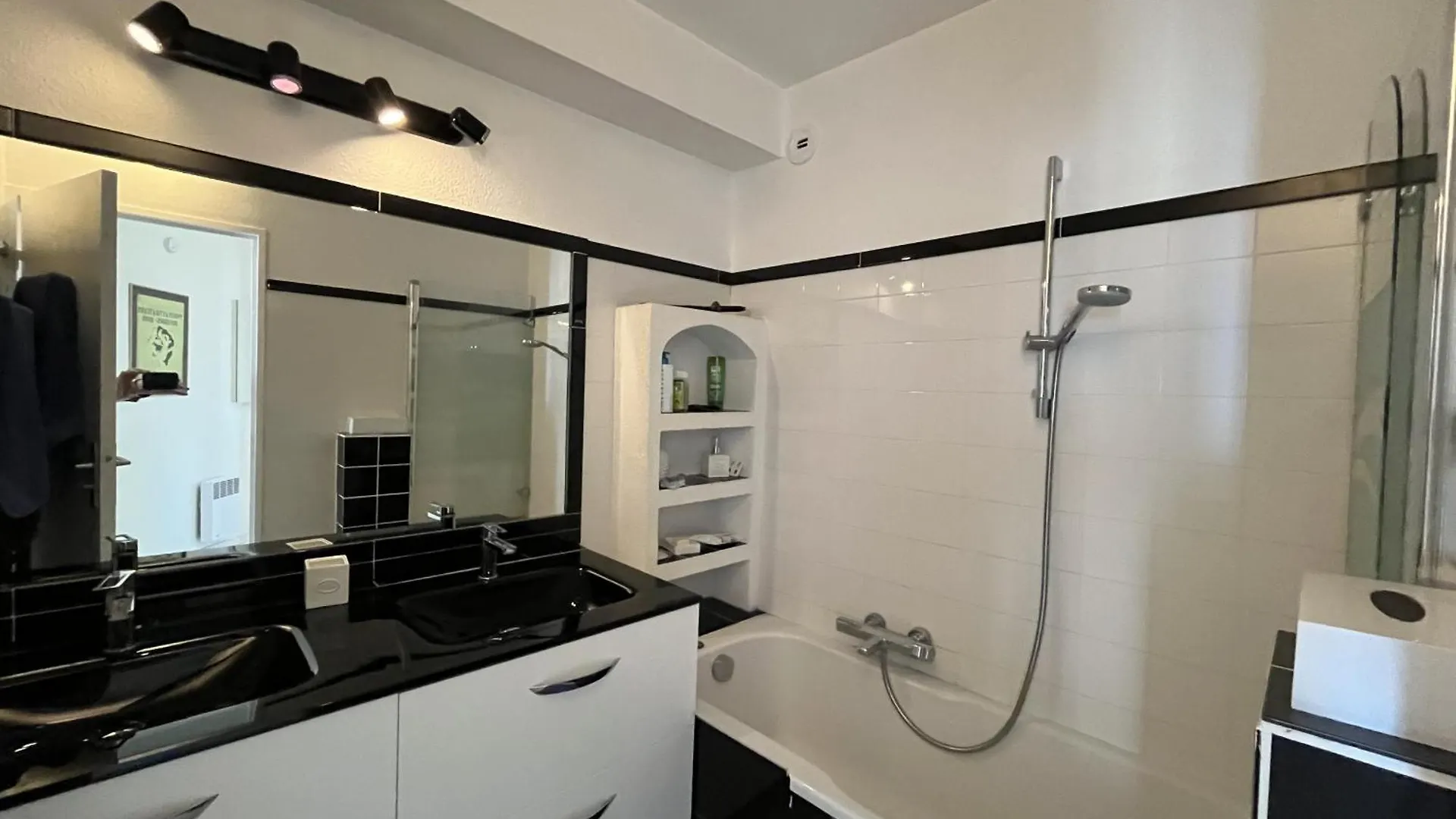 Appartement Superbe Vue Mer,Cap Hermes, Loisirs A, 3 Pieces Po Fréjus