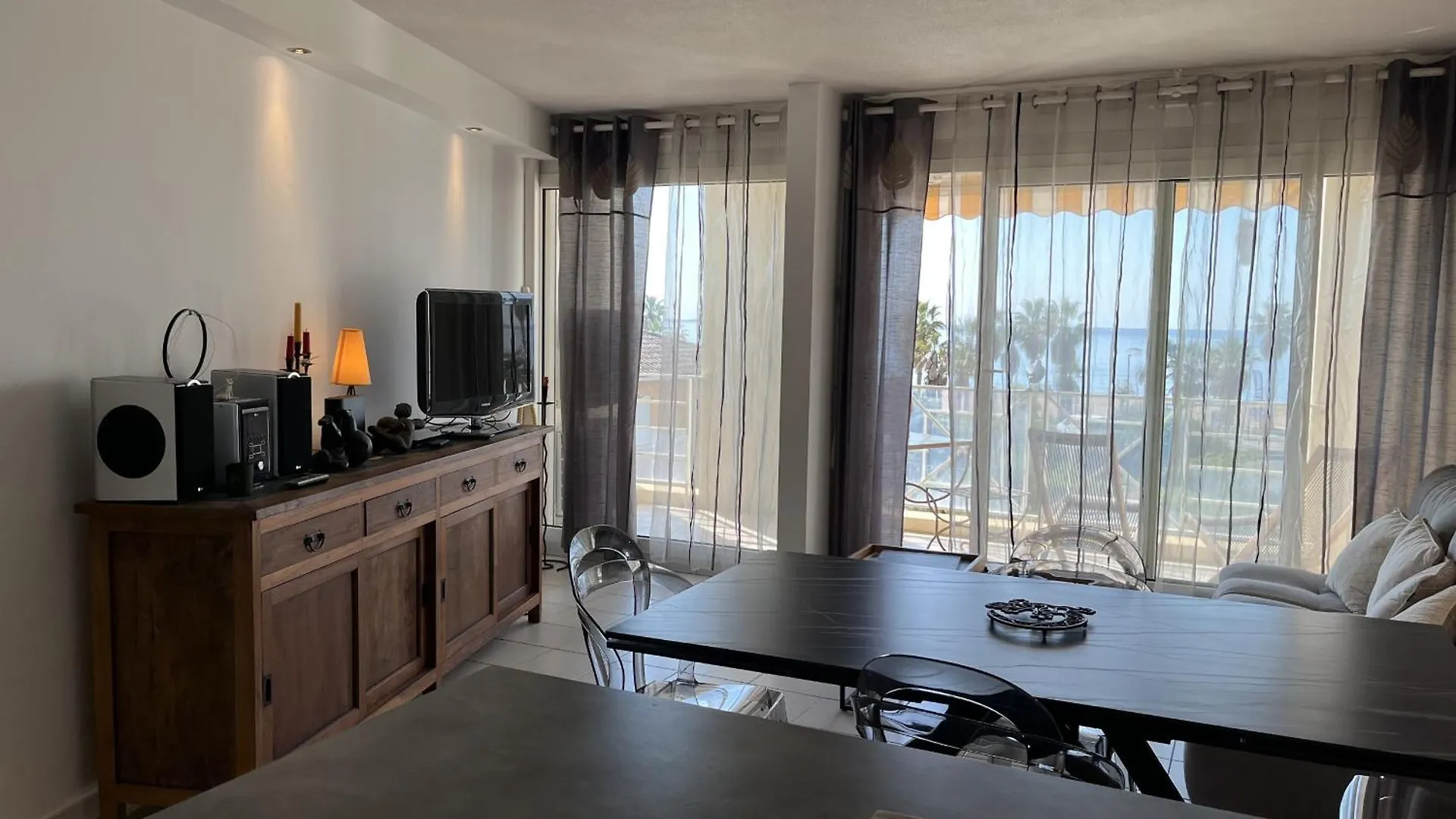 Superbe Vue Mer,Cap Hermes, Loisirs A, 3 Pieces Po Frejus Apartment