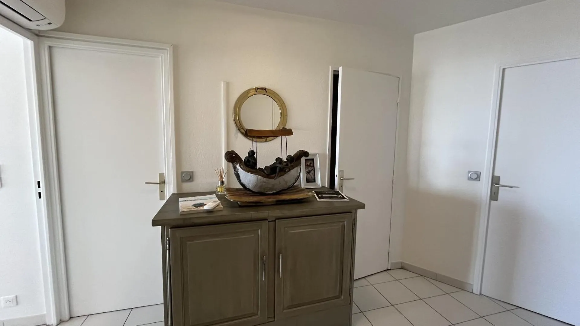 Superbe Vue Mer,Cap Hermes, Loisirs A, 3 Pieces Po Frejus Apartment